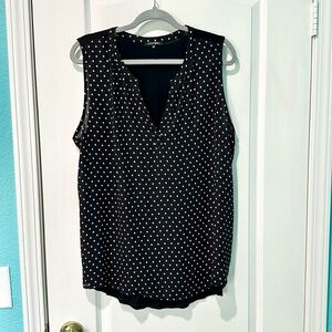 Sleevel floral print top from Stitch Fix size 2X